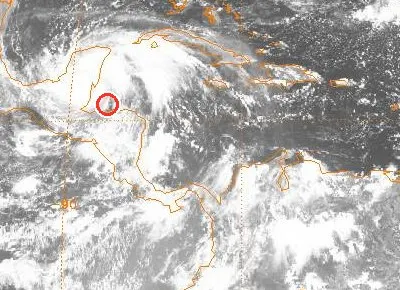 Image satellite géostationnaire de HERMINE près de Roatán le 22 septembre 1980