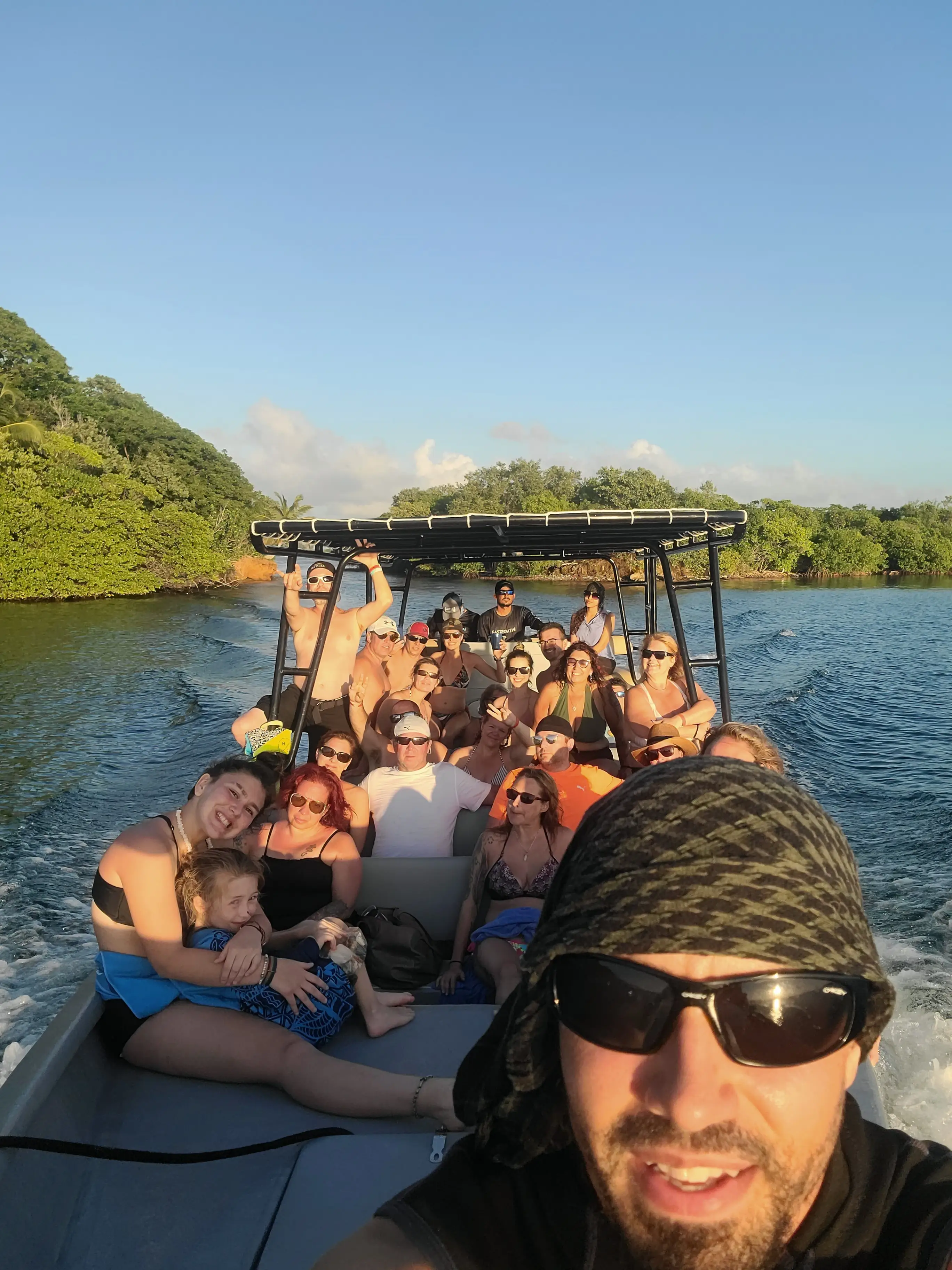 Patrice Bouffard — guide québécois à Roatán, agent de voyage et divemaster francophone