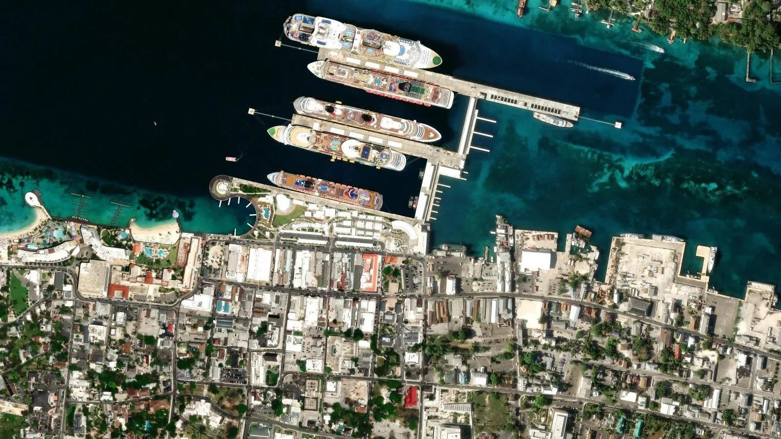 Nassau cruise port schedule: every ship at Prince George Wharf, and what to do ashore